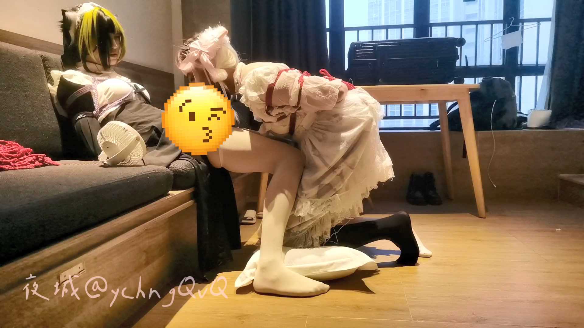 YCYC0009【夜城原创】修道院的圣水，需要受洗者被捆绑后自己从修女的身体里吸取.mp4_s.jpg